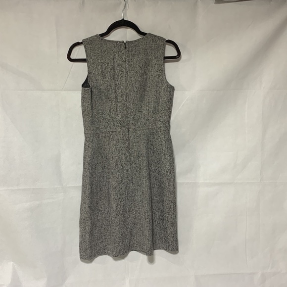 LOFT PETITE NWT WOMEN SIZE 0 BLACK PRINT DRESS - Picture 2 of 3